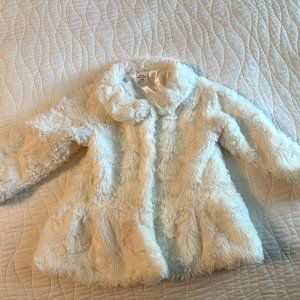 Baby Essential's 18M Whie Faux Fur Jacket